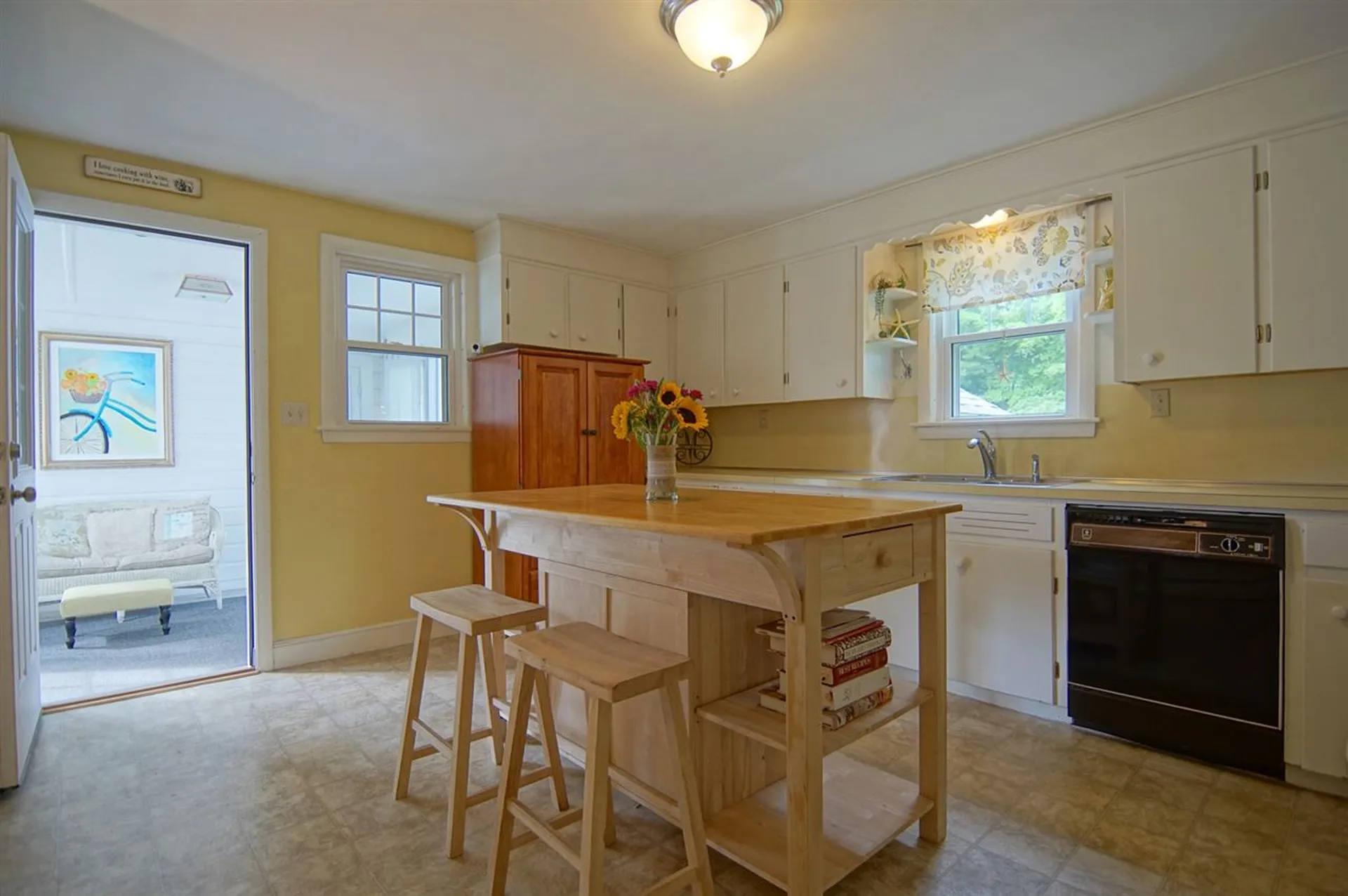 41 Westwood Circle Dover NH 03820