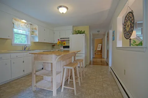 41 Westwood Circle Dover NH 03820