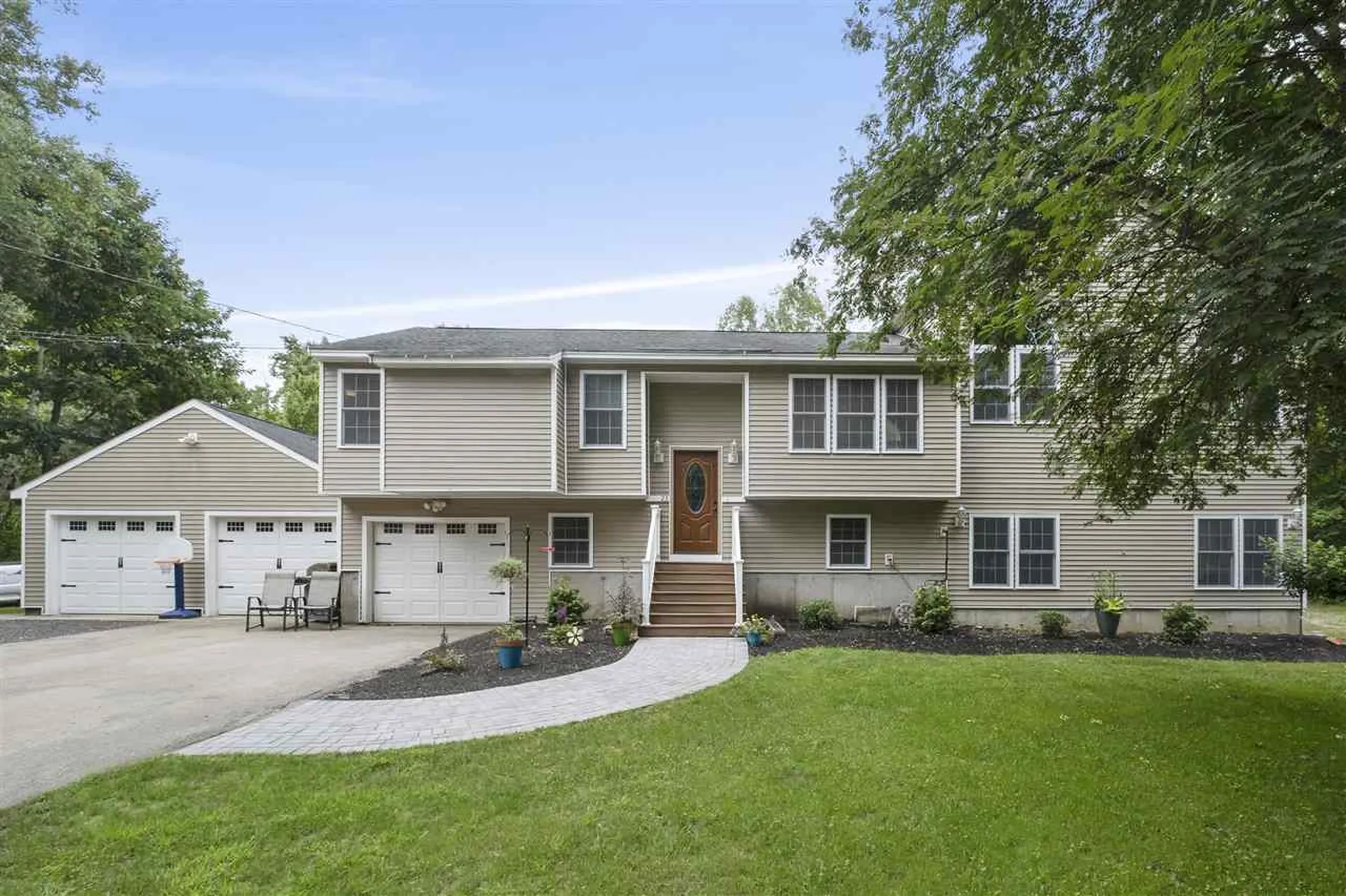 23 West Chamberlain Road Merrimack NH 03054