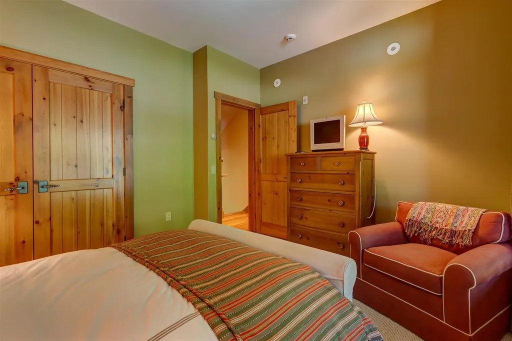 5b Cranberry Court Stratton VT 05155