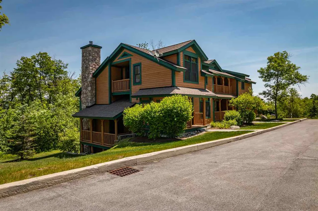 5b Cranberry Court Stratton VT 05155