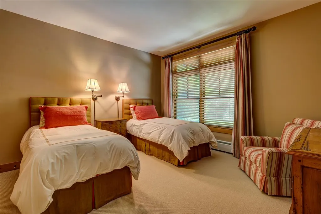 5b Cranberry Court Stratton VT 05155