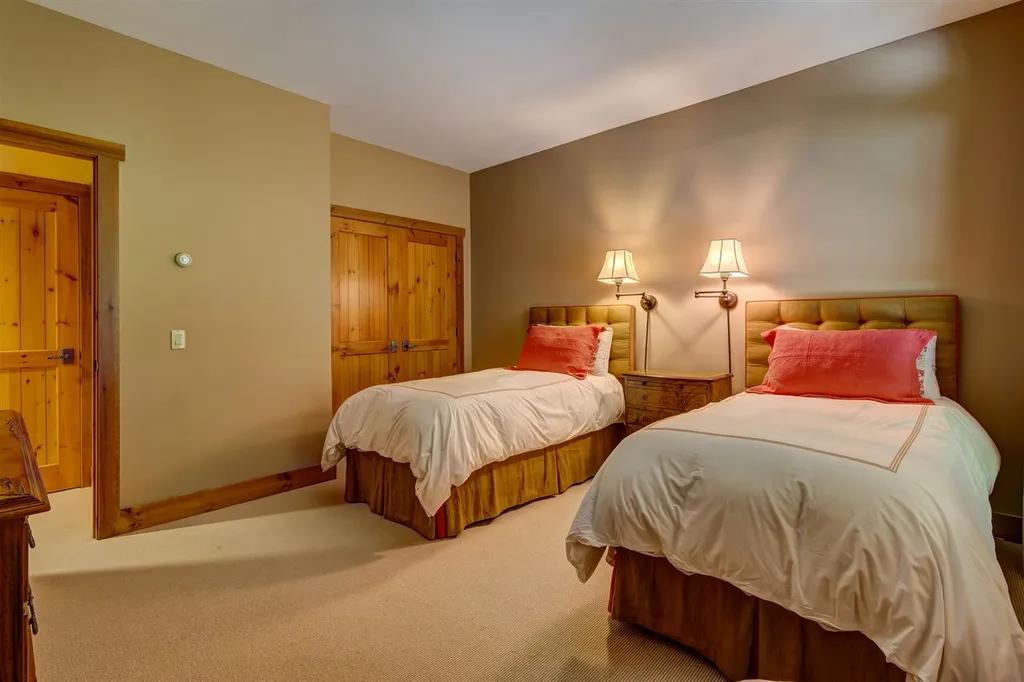 5b Cranberry Court Stratton VT 05155