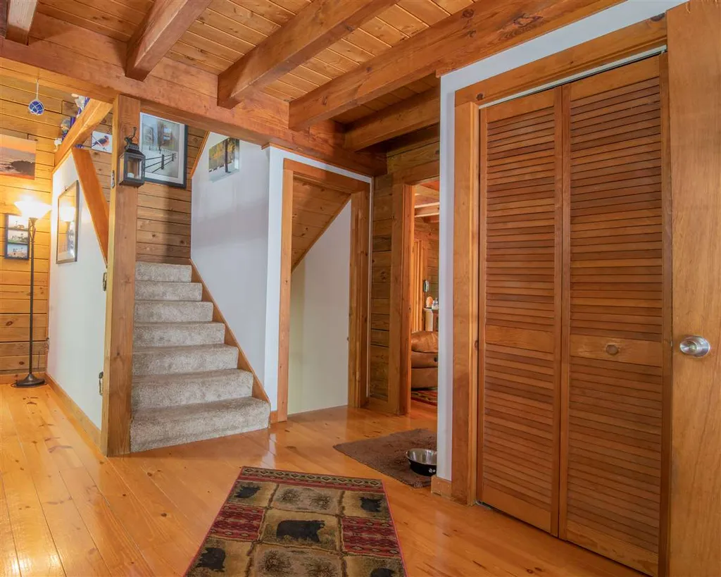 13 Happy Hollow Lane Kingston NH 03848