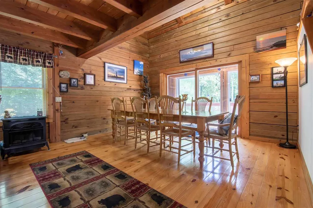 13 Happy Hollow Lane Kingston NH 03848