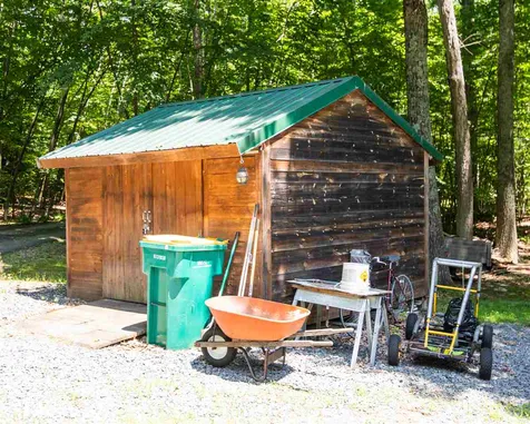13 Happy Hollow Lane Kingston NH 03848