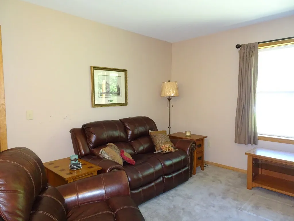 1157 Roxbury Road Keene NH 03431