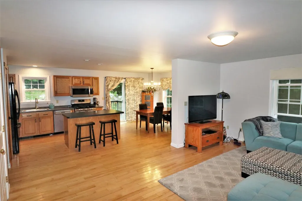 74 Quarry Hill Court Henniker NH 03242