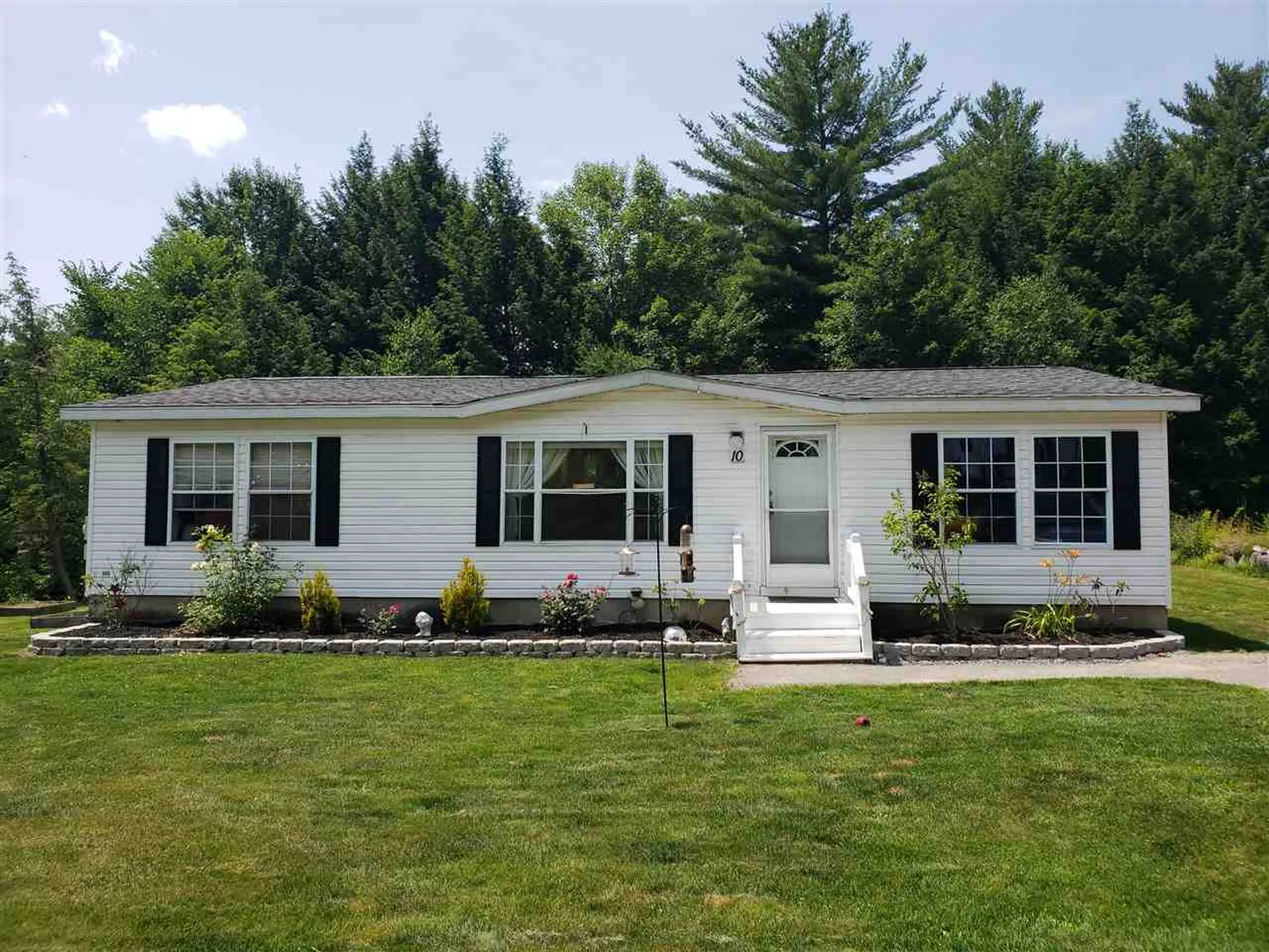 10 Mountainview Road Swanzey NH 03446