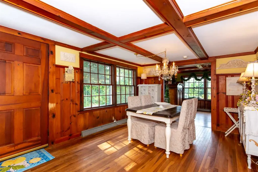 7 Lake View Drive Strafford NH 03884