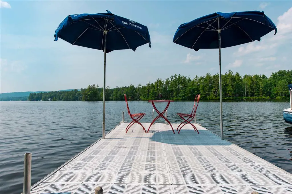 7 Lake View Drive Strafford NH 03884