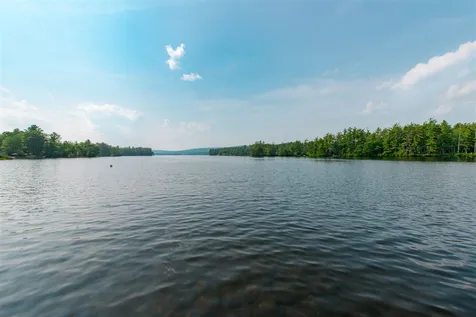 7 Lake View Drive Strafford NH 03884