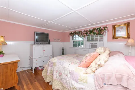 7 Lake View Drive Strafford NH 03884