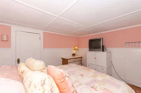 7 Lake View Drive Strafford NH 03884
