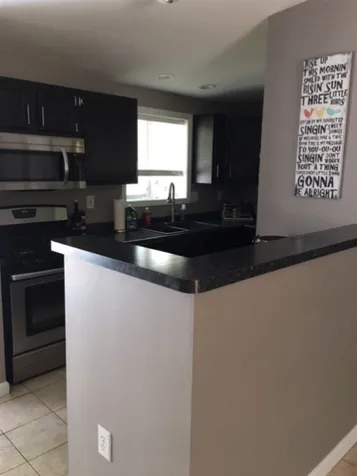 28 Delaware Road Nashua NH 03062