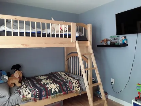 28 Delaware Road Nashua NH 03062