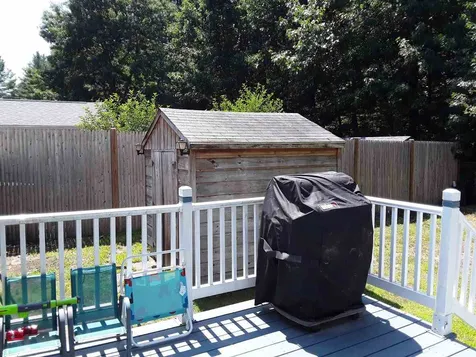 28 Delaware Road Nashua NH 03062