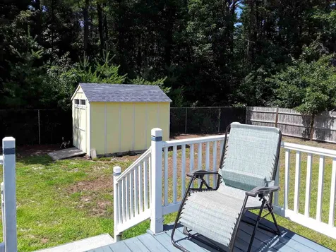 28 Delaware Road Nashua NH 03062