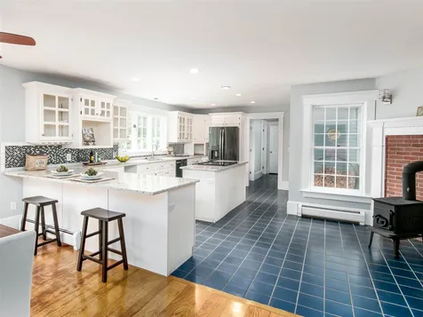 35 Richards Road Newbury NH 03255