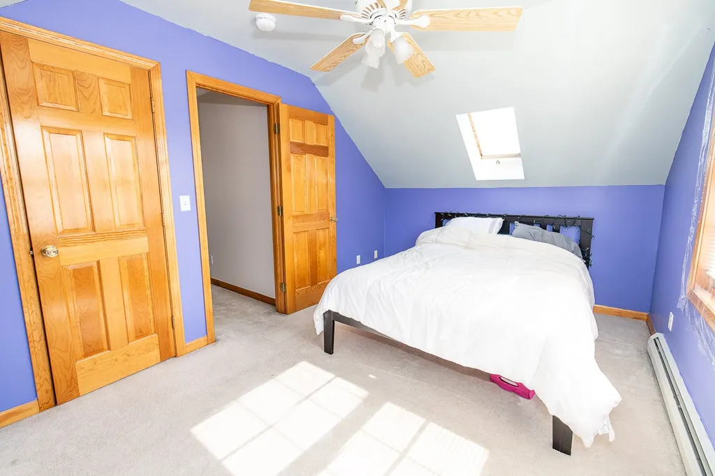 81 North Point Road Isle La Motte VT 05463