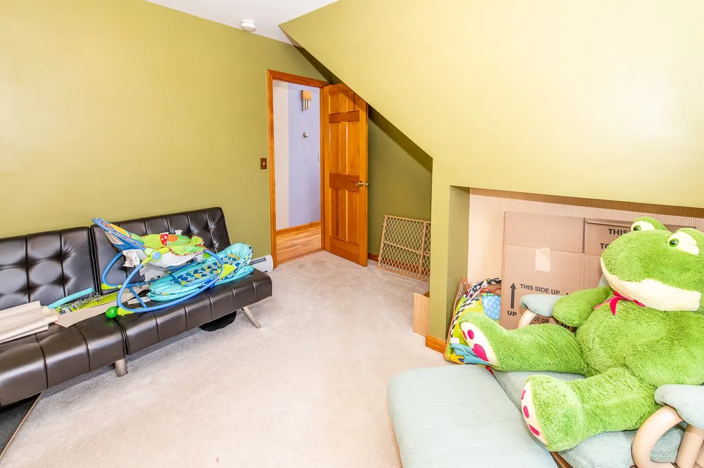 81 North Point Road Isle La Motte VT 05463