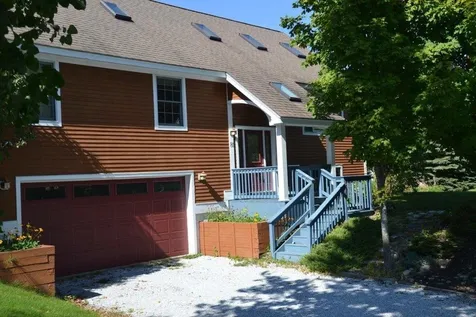 81 North Point Road Isle La Motte VT 05463