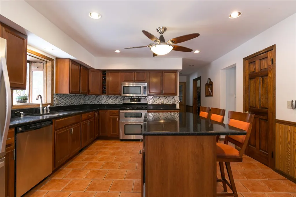 11 Crystal Road Fairfax VT 05454