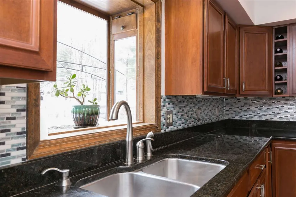 11 Crystal Road Fairfax VT 05454