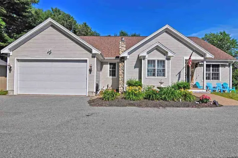55 Lawrence Road Salem NH 03079
