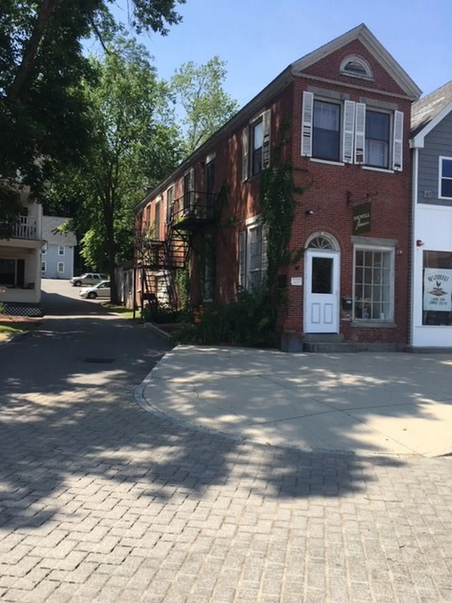 98 Main Street Newmarket NH 03857