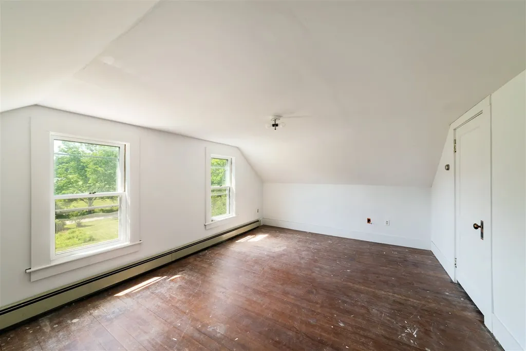 26 Newmarket Road Durham NH 03824