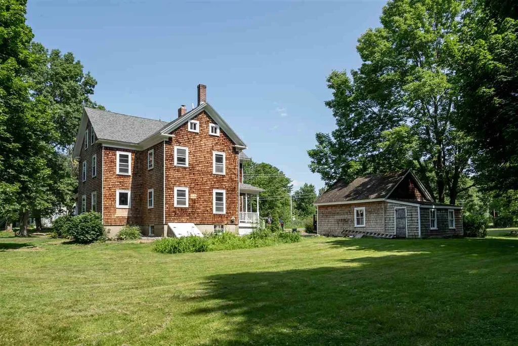 26 Newmarket Road Durham NH 03824