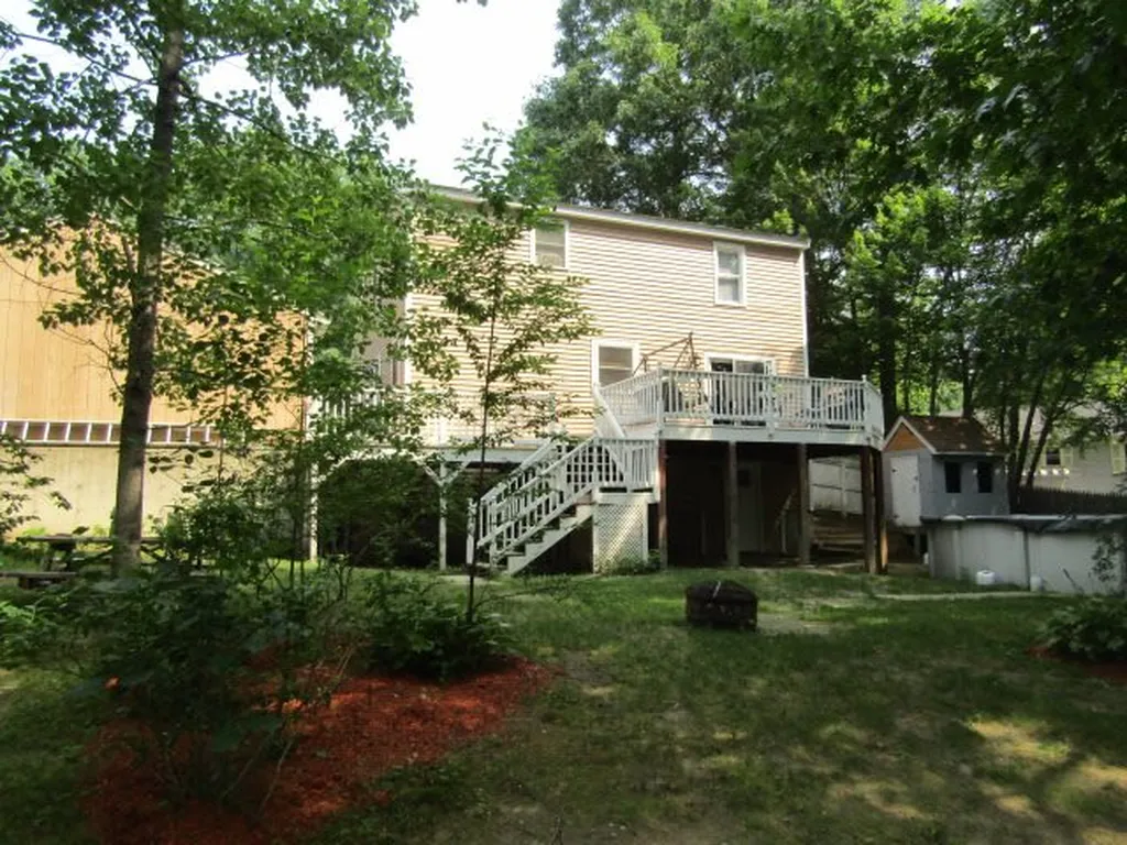66 Dorothy Drive Epping NH 03042