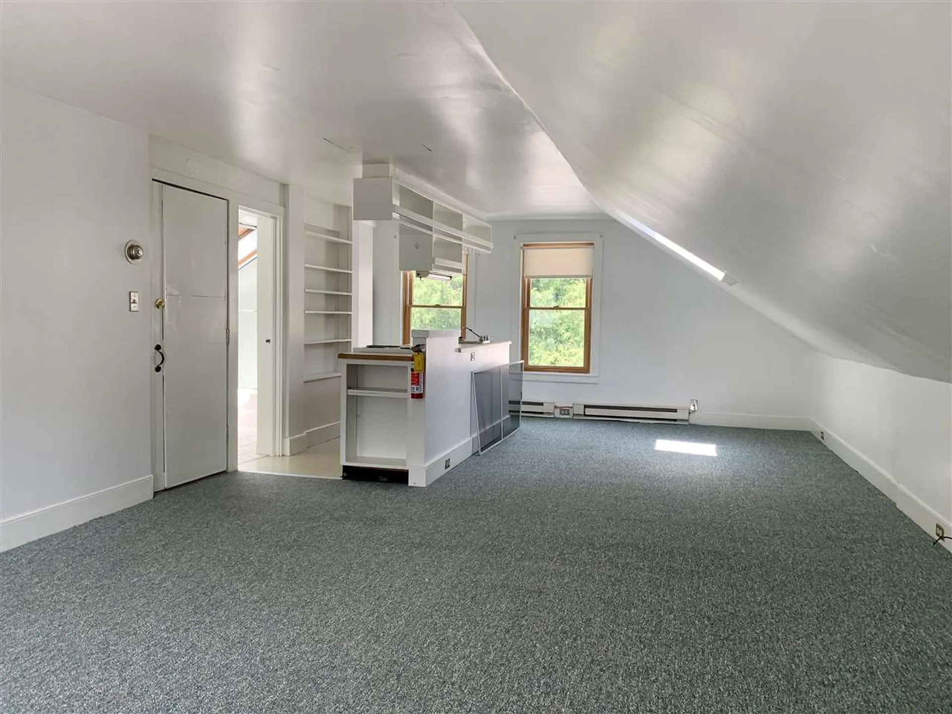 183 Elliot Street Brattleboro VT 05301