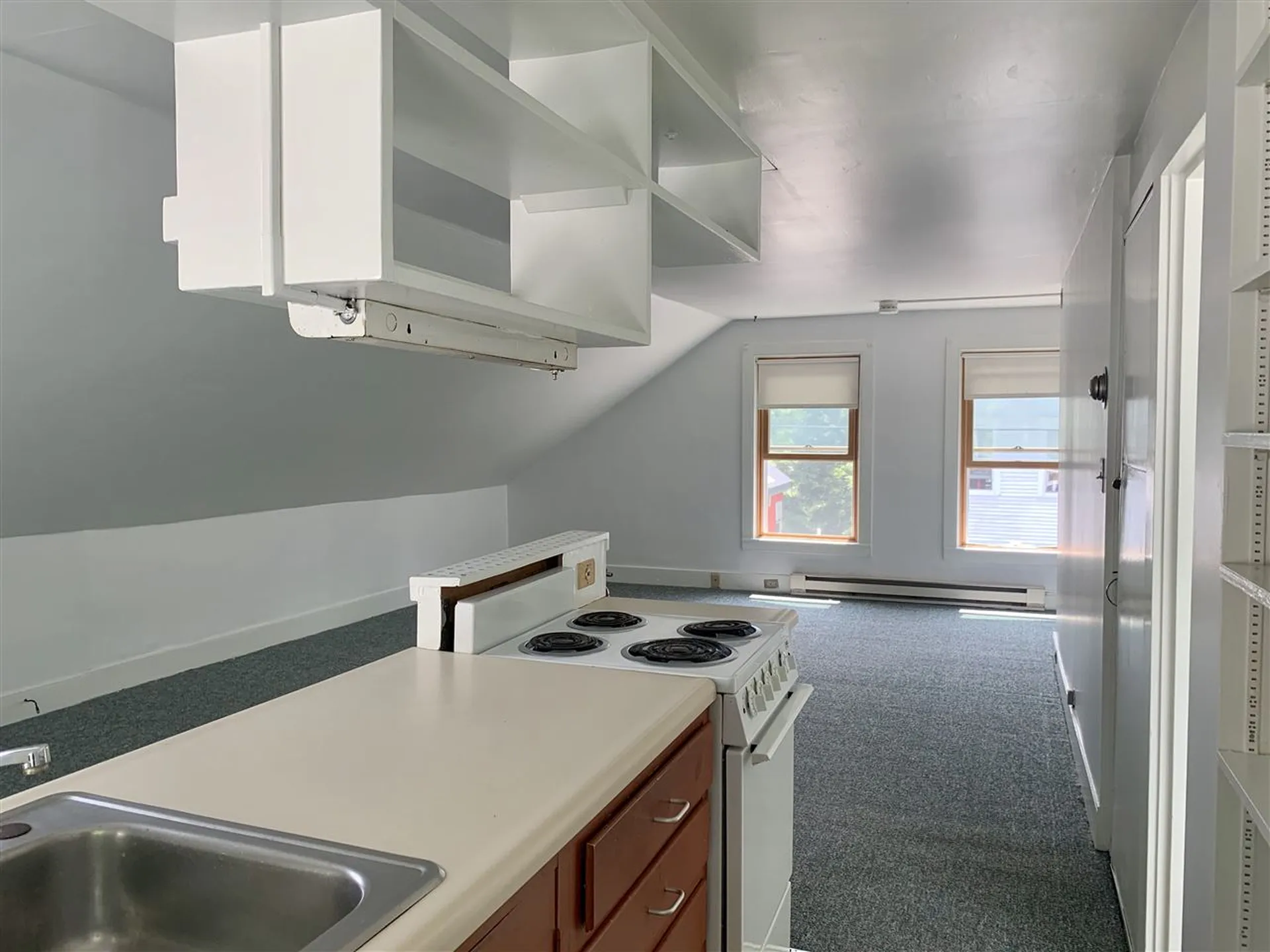 183 Elliot Street Brattleboro VT 05301