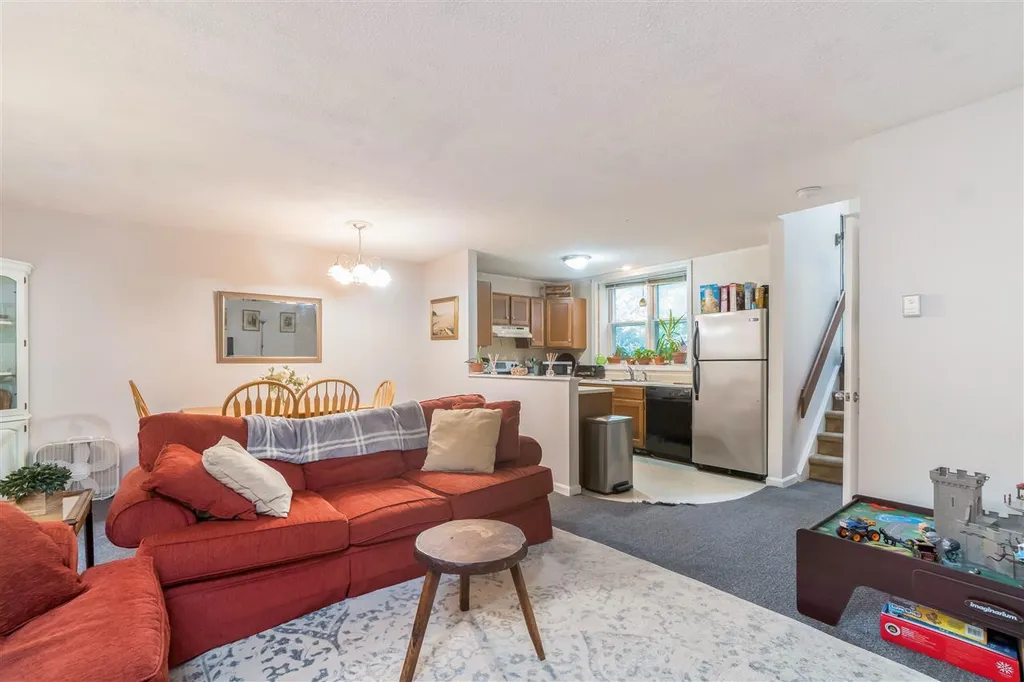 440 Oak Circle Colchester VT 05446