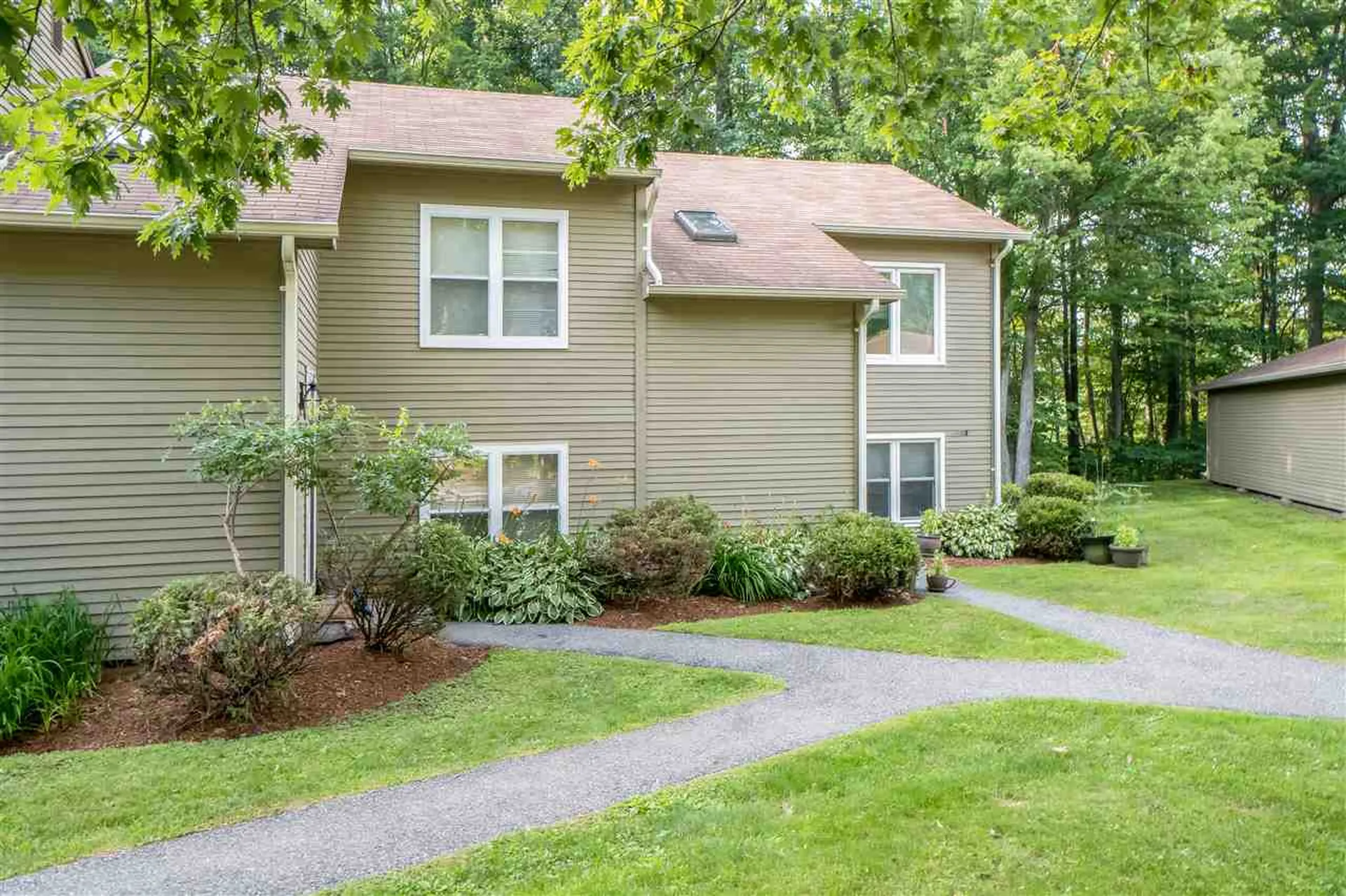 440 Oak Circle Colchester VT 05446
