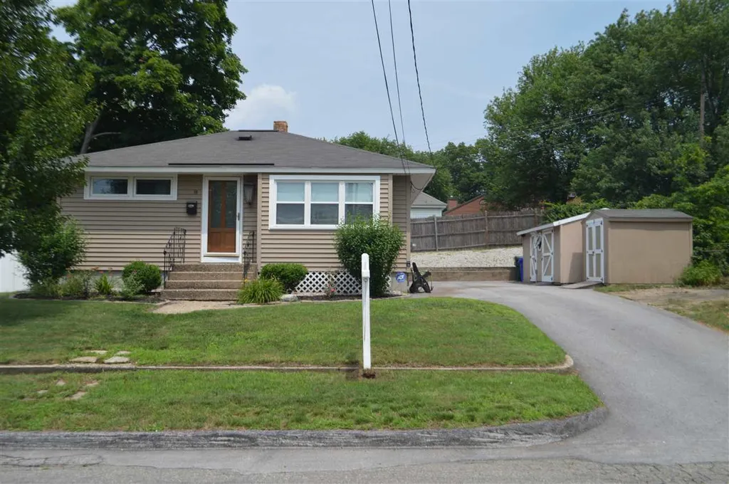 10 Laxson Avenue Manchester NH 03103