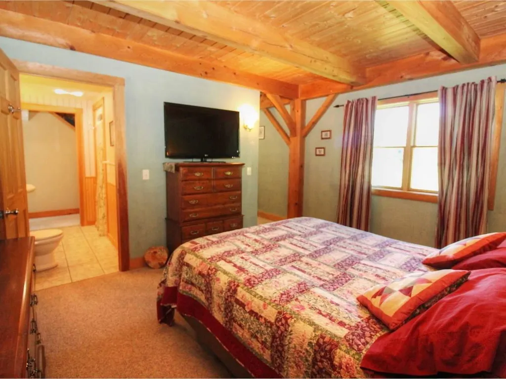 732 Station Road North Hero VT 05474