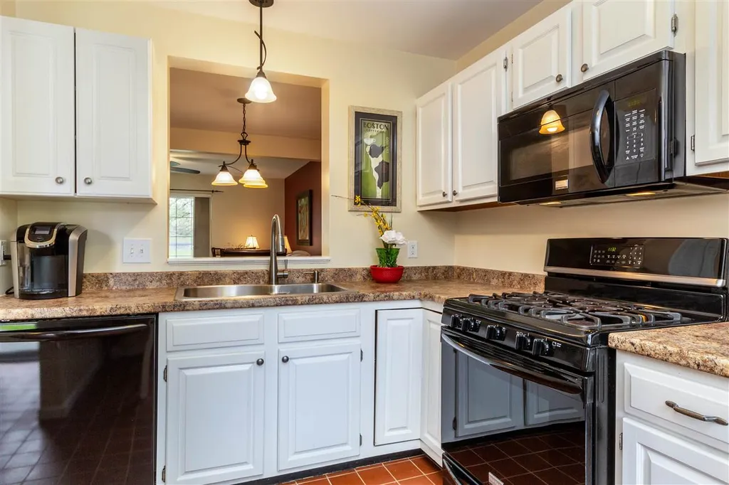 79 Seth Circle Williston VT 05495