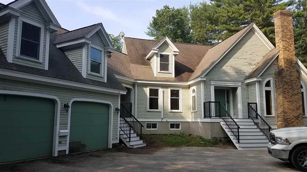 47 Main Street Atkinson NH 03811-2517