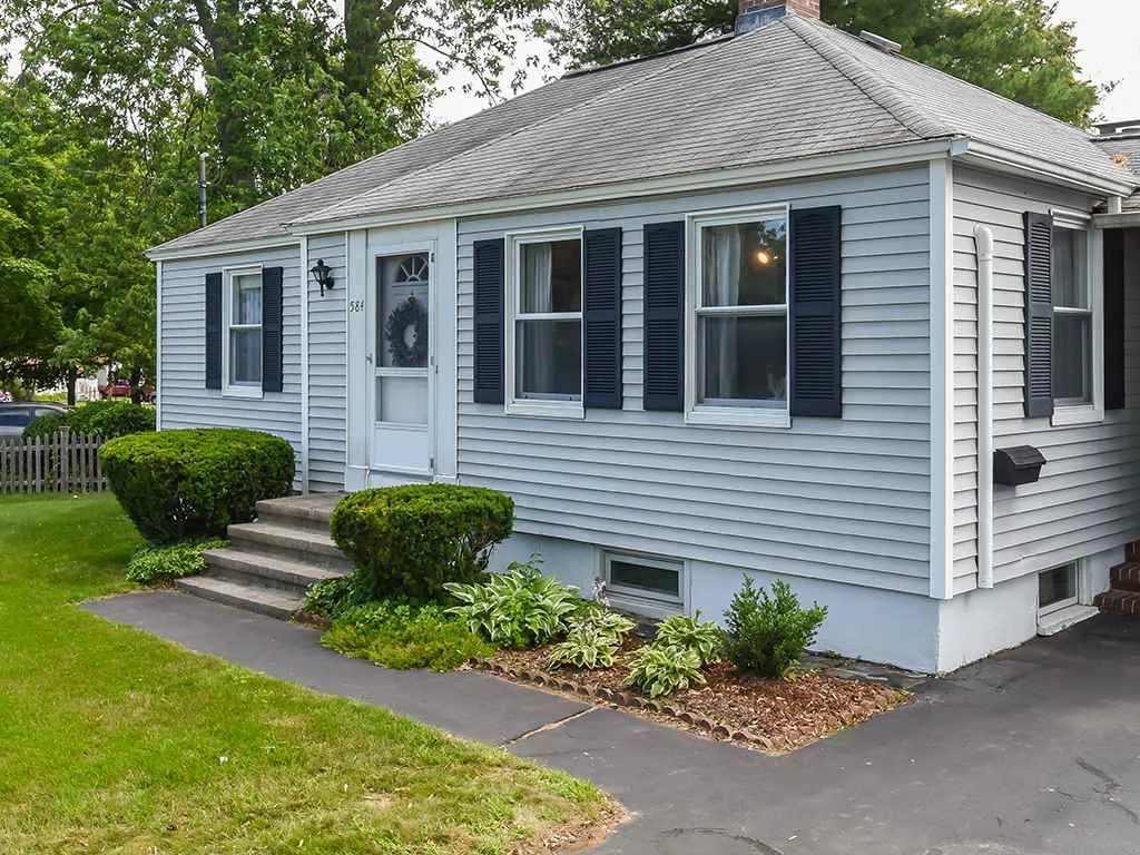 584 Colonial Drive Portsmouth NH 03801