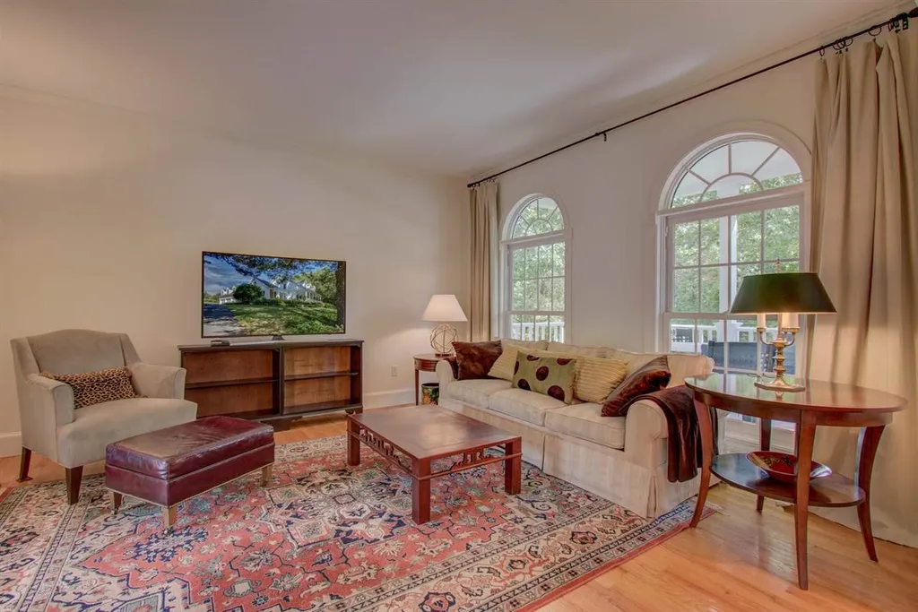 2 Penhollow Lane Hampton Falls NH 03844