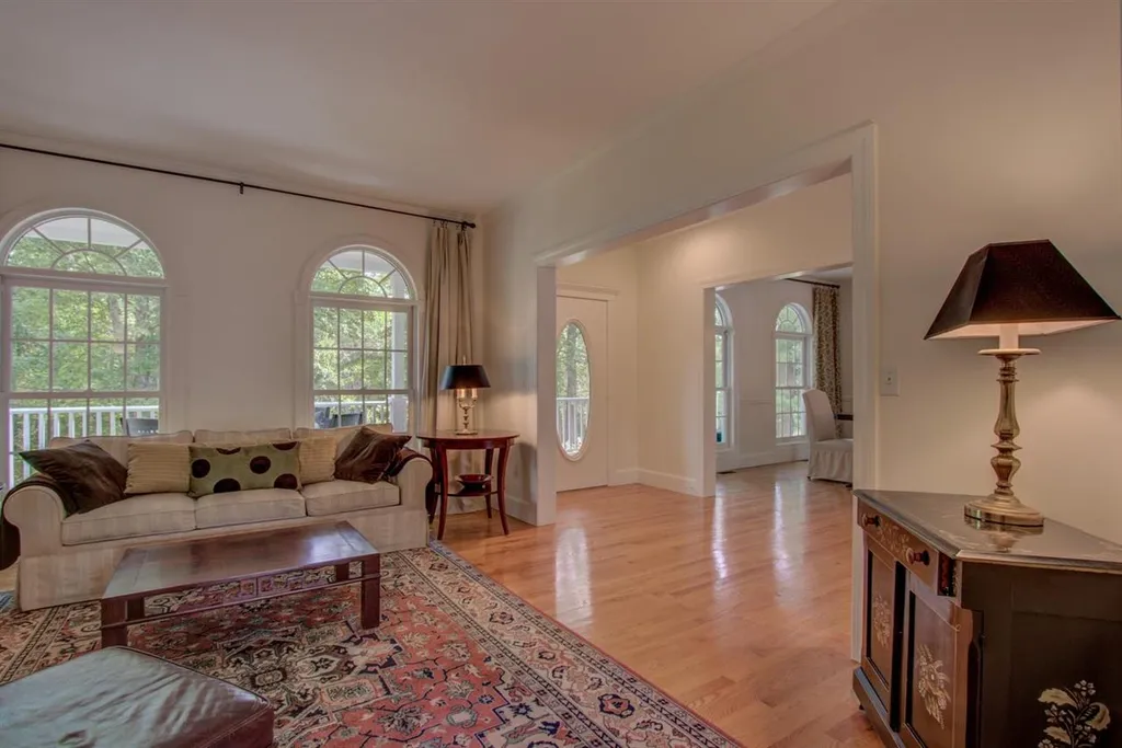 2 Penhollow Lane Hampton Falls NH 03844