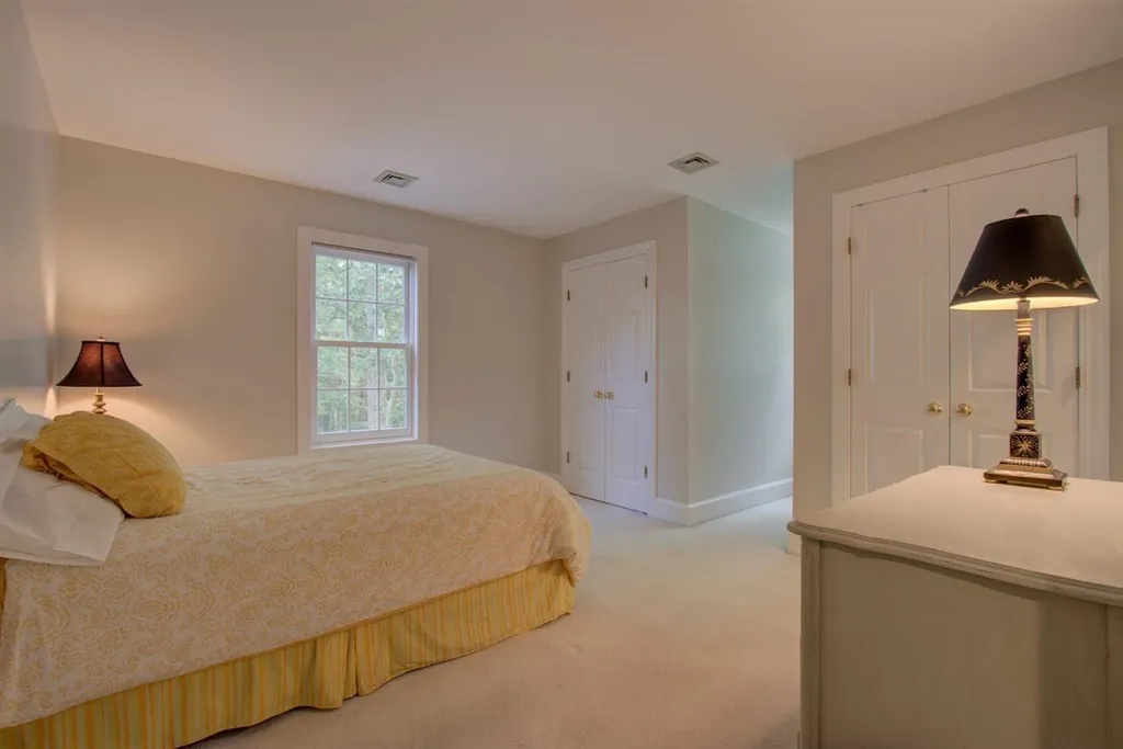 2 Penhollow Lane Hampton Falls NH 03844