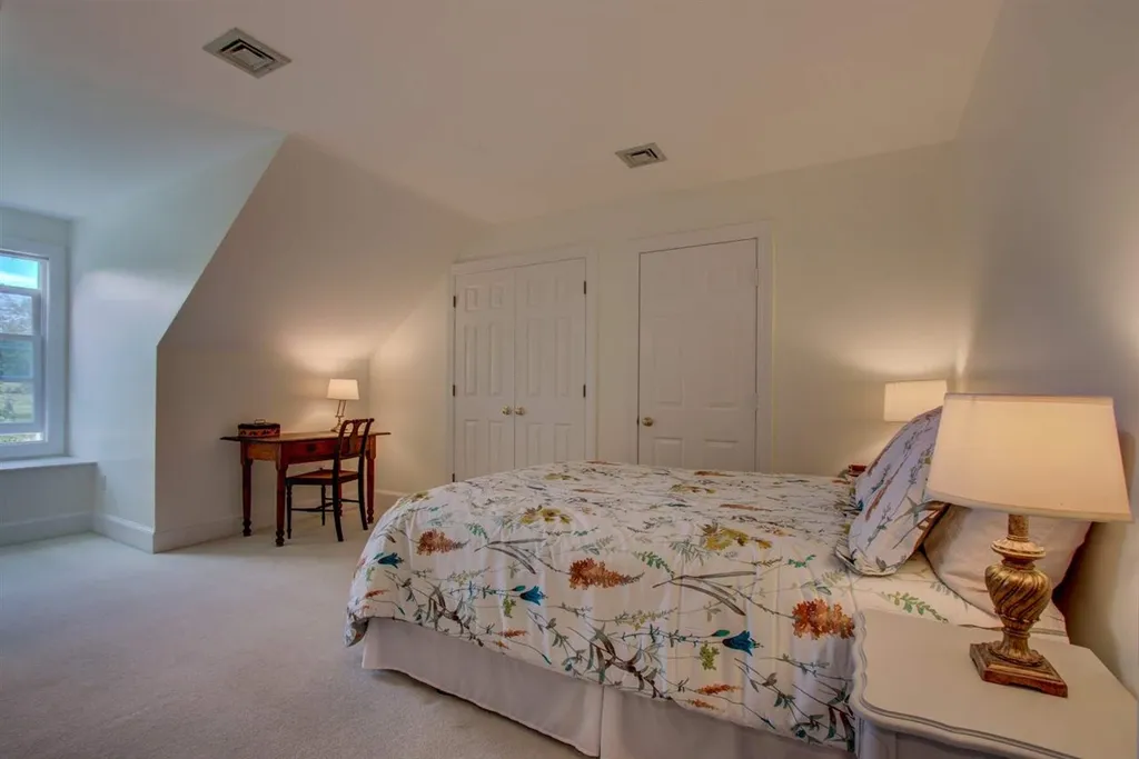 2 Penhollow Lane Hampton Falls NH 03844