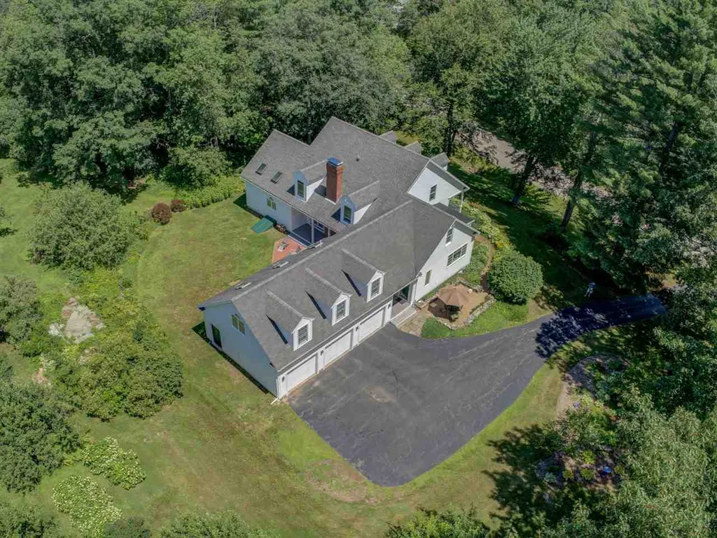 2 Penhollow Lane Hampton Falls NH 03844