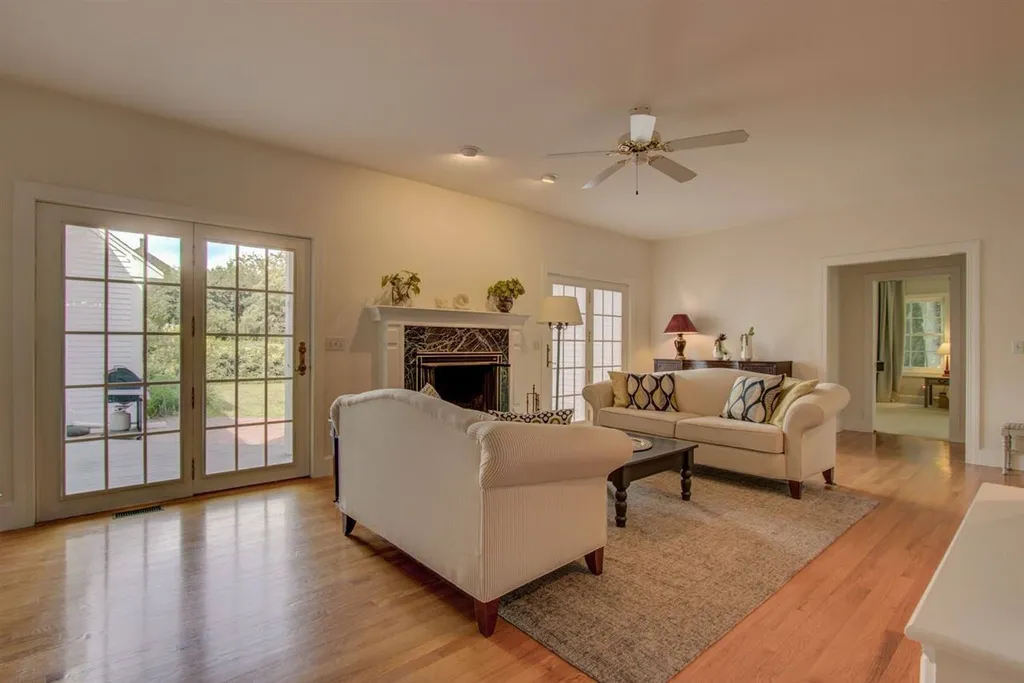 2 Penhollow Lane Hampton Falls NH 03844