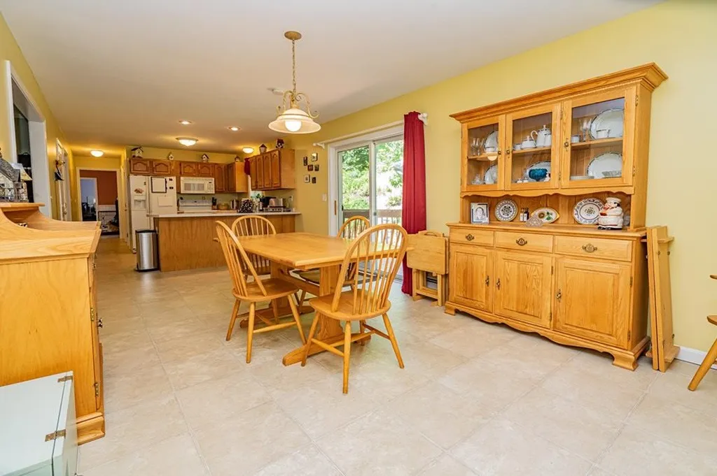 11 Addison Road Goffstown NH 03045