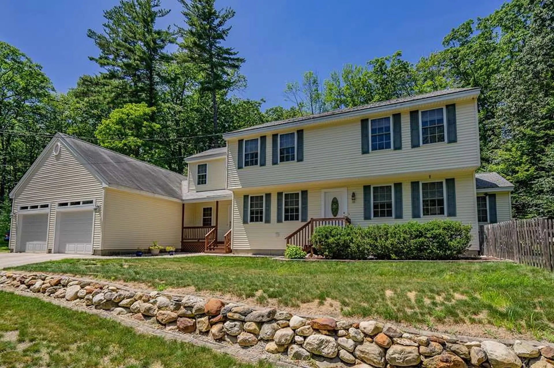 11 Addison Road Goffstown NH 03045